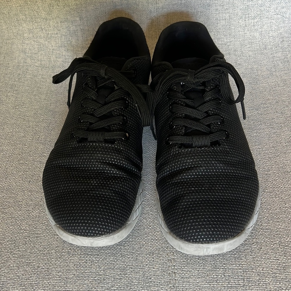 Nobull trainers works size 8
